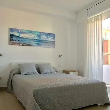 Cerca Del Mar *